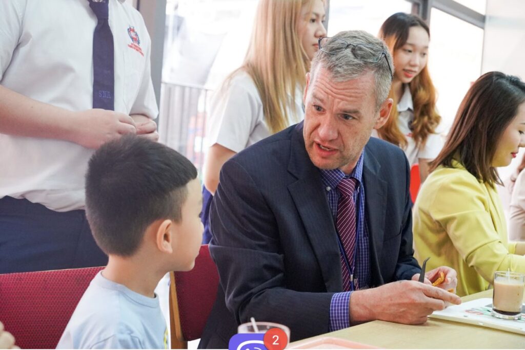 THE IMPORTANT ROLE OF COORDINATORS IN THE IB PROGRAMMES: ENSURING SUCCESS AND GROWTH