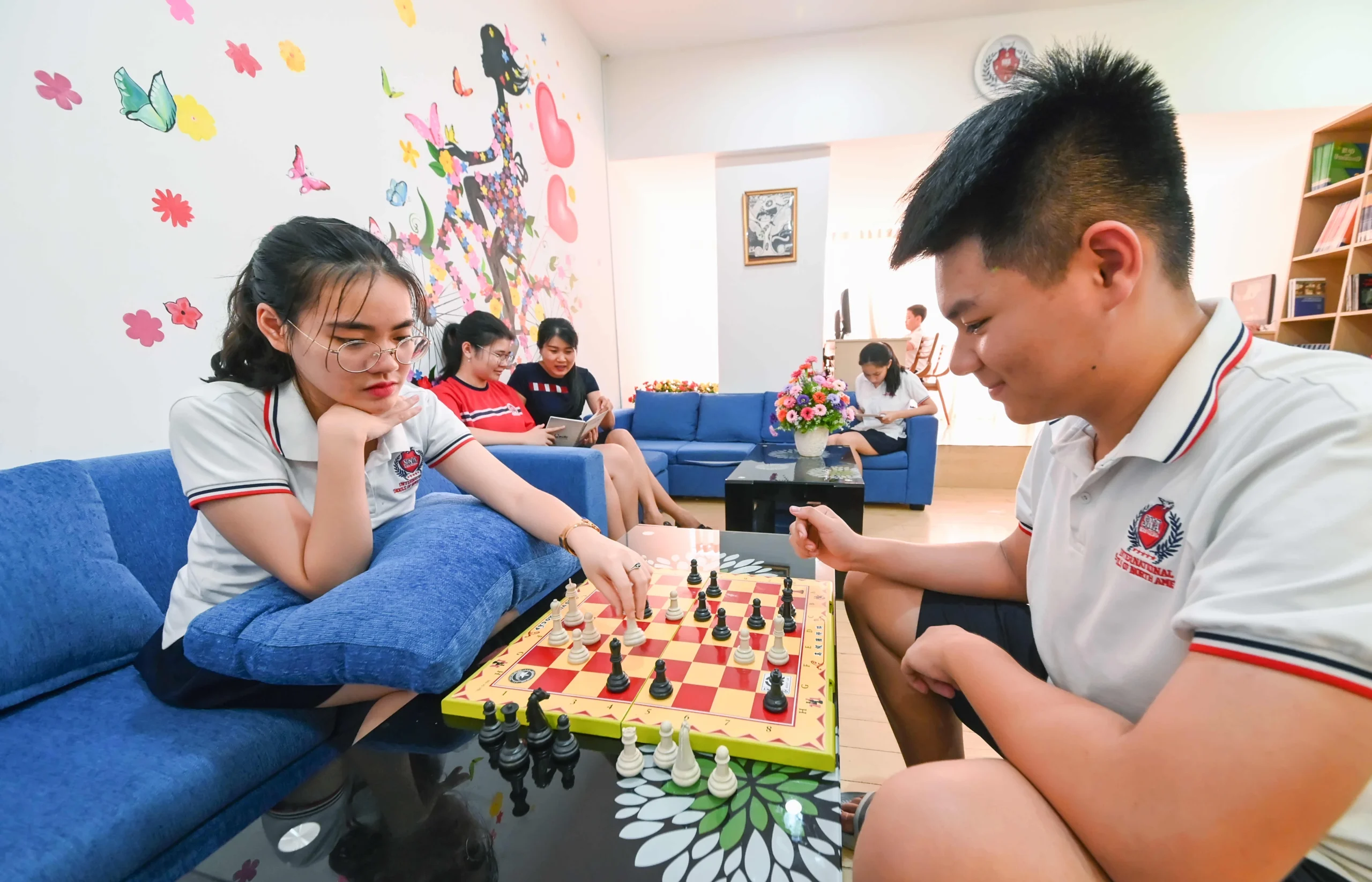 Community & Friendship